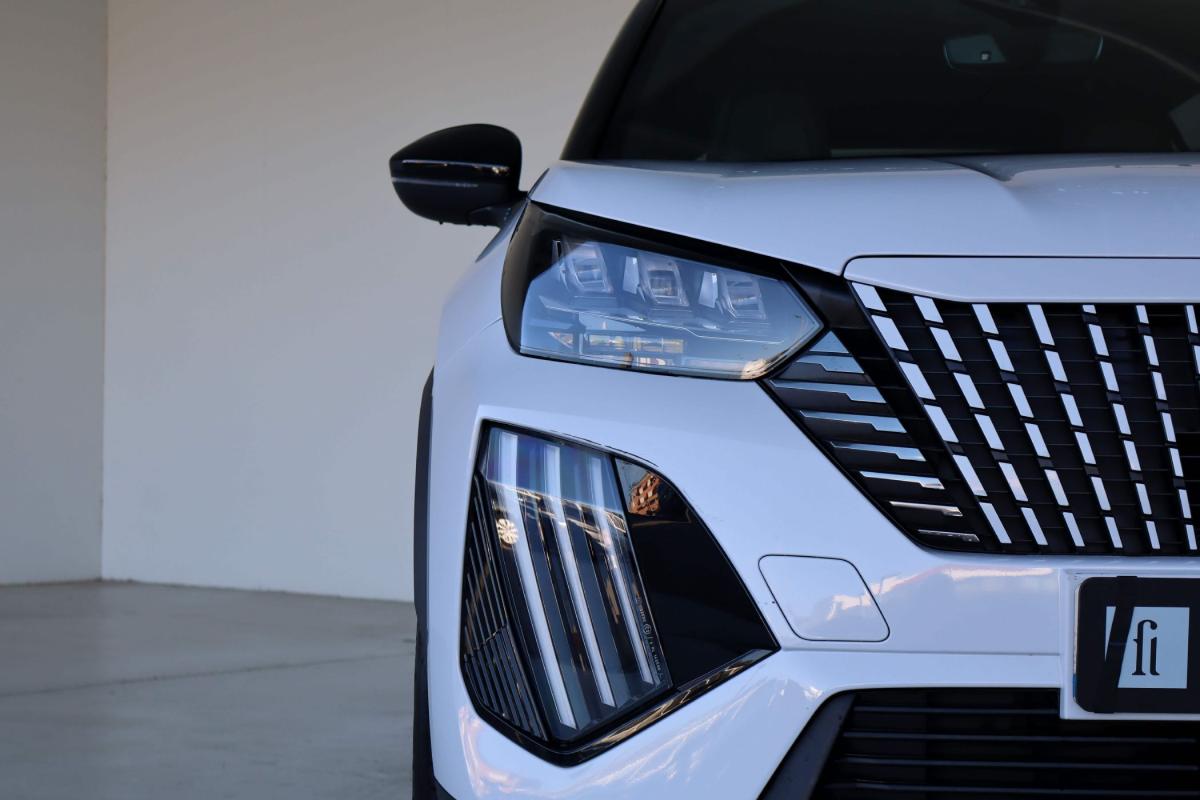 peugeot-2008-2024-eletrico-500cc