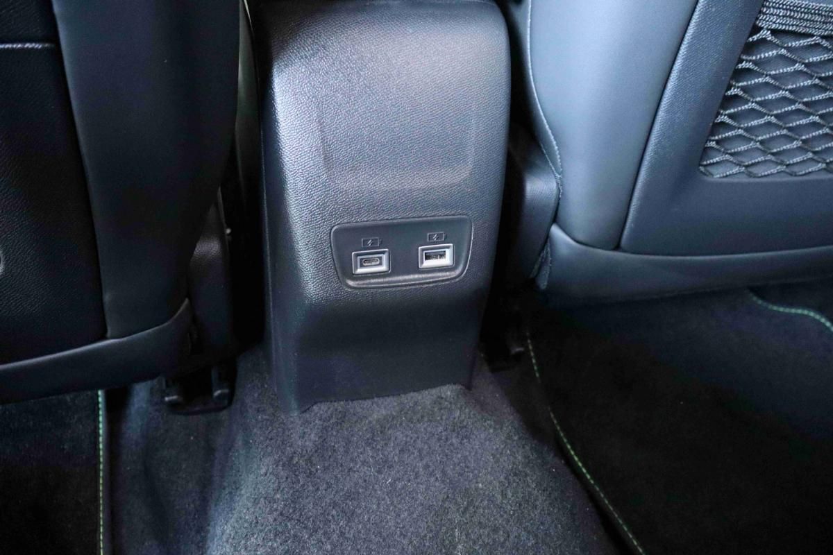 peugeot-2008-2024-eletrico-500cc