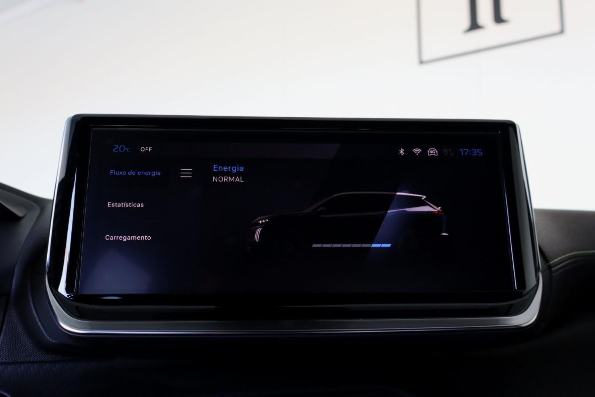 peugeot-2008-2024-eletrico-500cc
