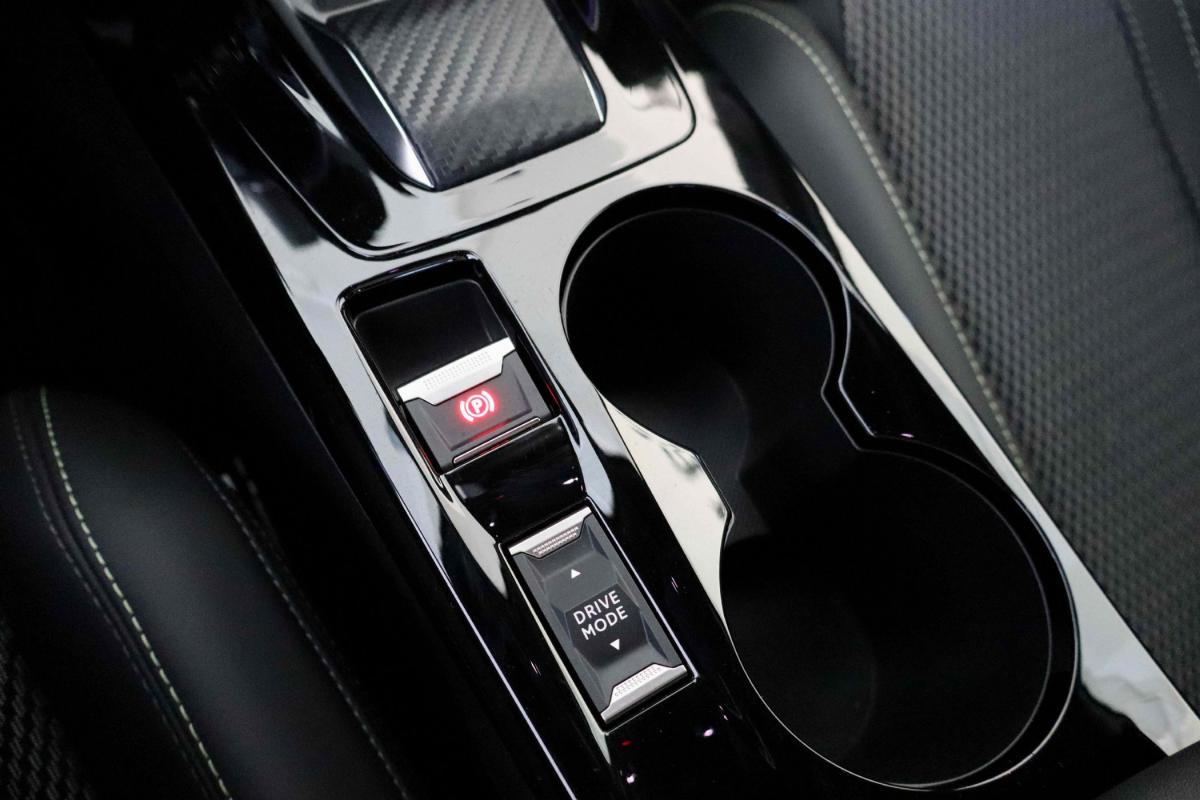 peugeot-2008-2024-eletrico-500cc