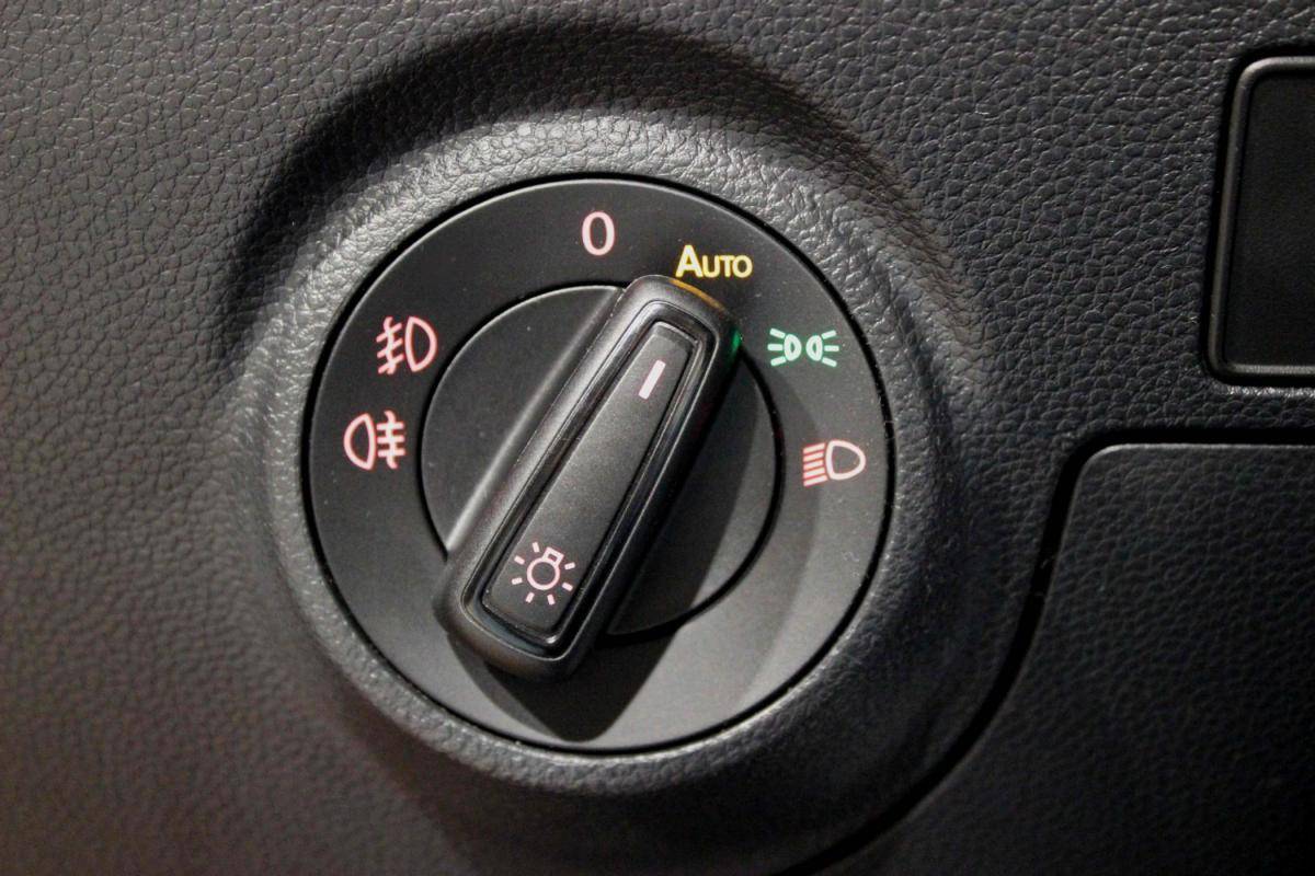 seat-ibiza-2023-gasolina-999cc