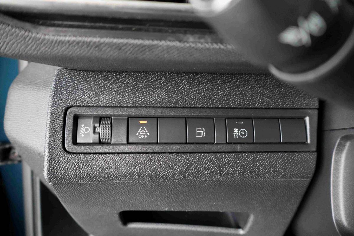 peugeot-3008-2021-hibrido-a-gasolina-1598cc