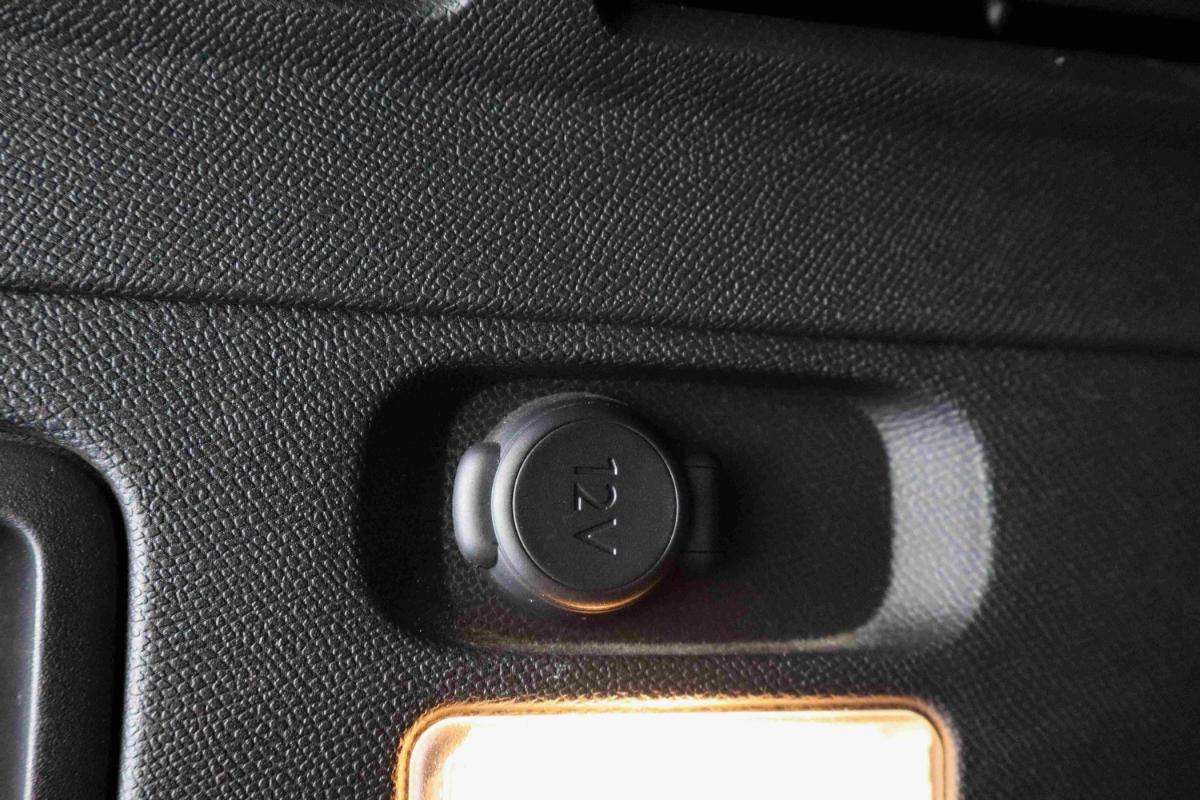 peugeot-3008-2021-hibrido-a-gasolina-1598cc