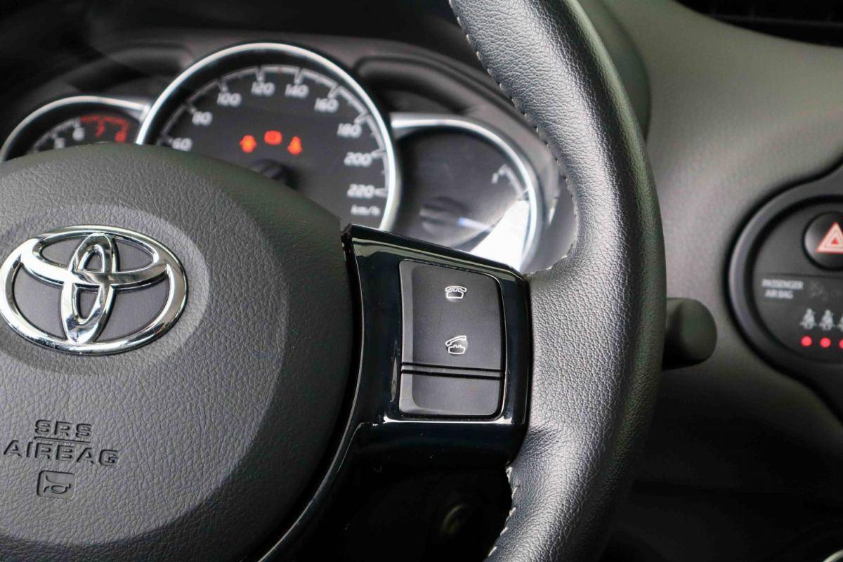 toyota-yaris-2020-gasolina-998cc