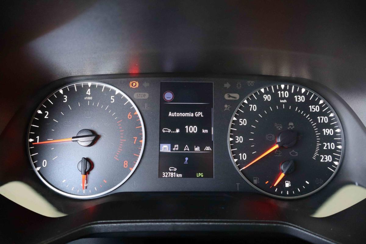 renault-clio-2023-gpl-999cc