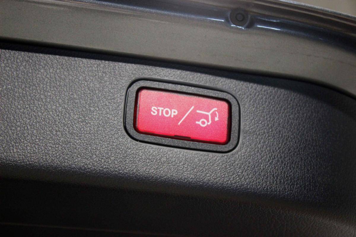 mercedes-benz-classe-c-2023-hibrido-a-gasolina-1993cc