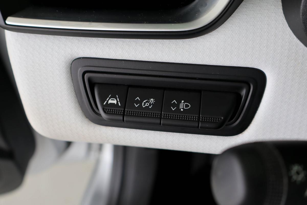 renault-clio-2023-gpl-999cc