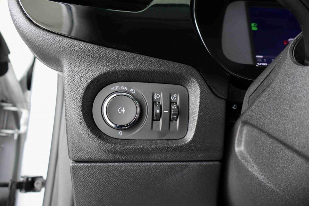 opel-corsa-2023-diesel-1499cc