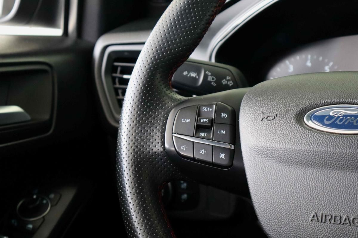 ford-focus-2023-gasolina-998cc