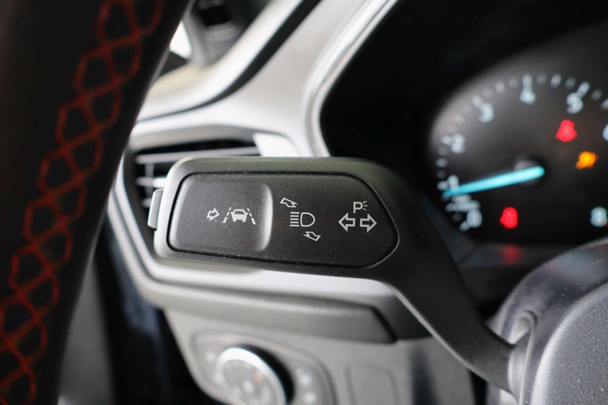 ford-focus-2023-gasolina-998cc