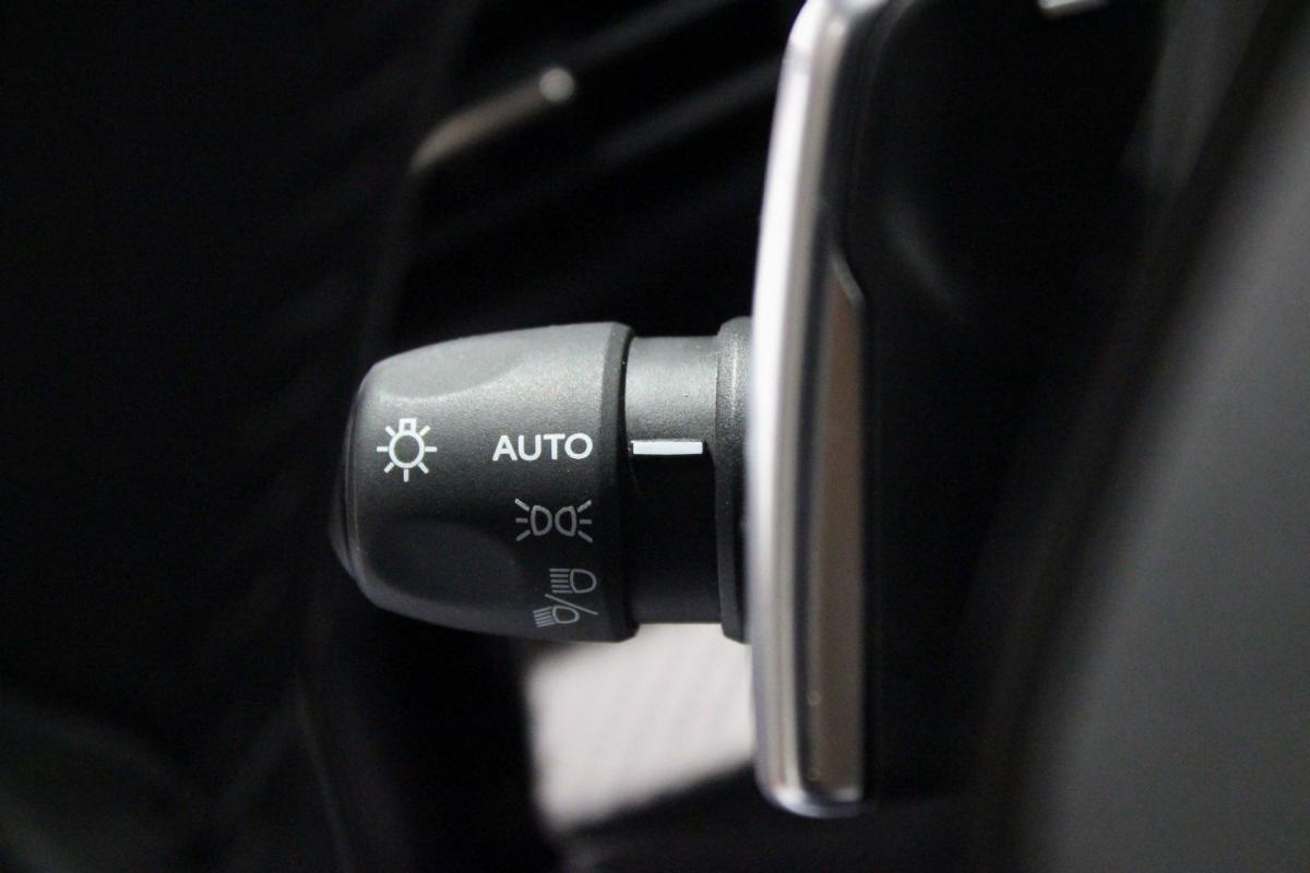 peugeot-2008-2023-diesel-1499cc