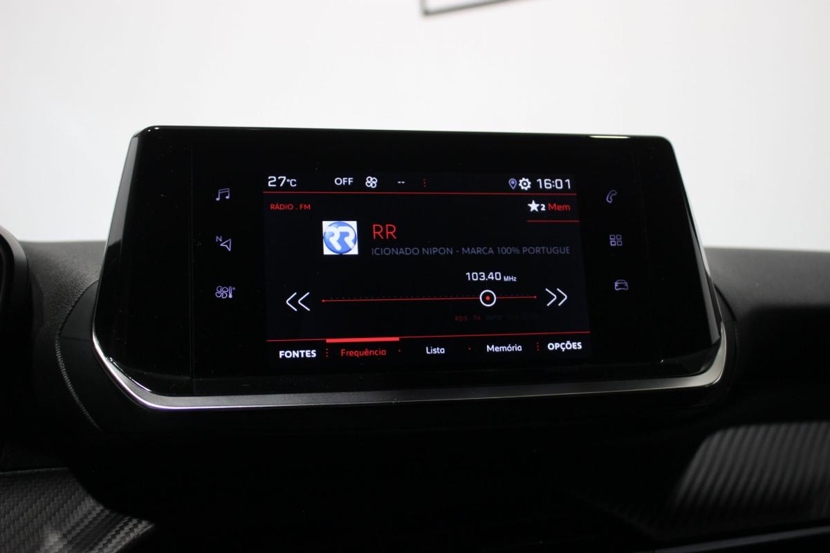 peugeot-2008-2023-diesel-1499cc