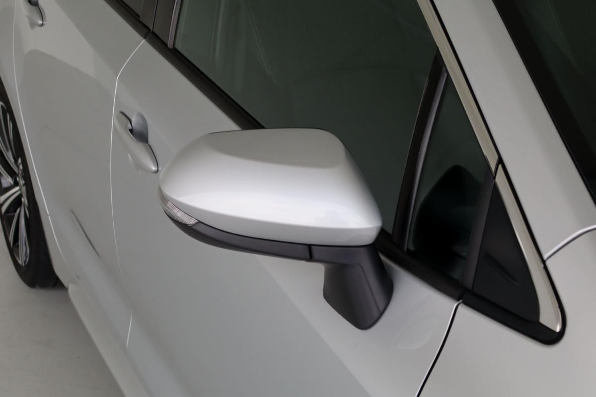 toyota-corolla-2021-hibrido-a-gasolina-1798cc
