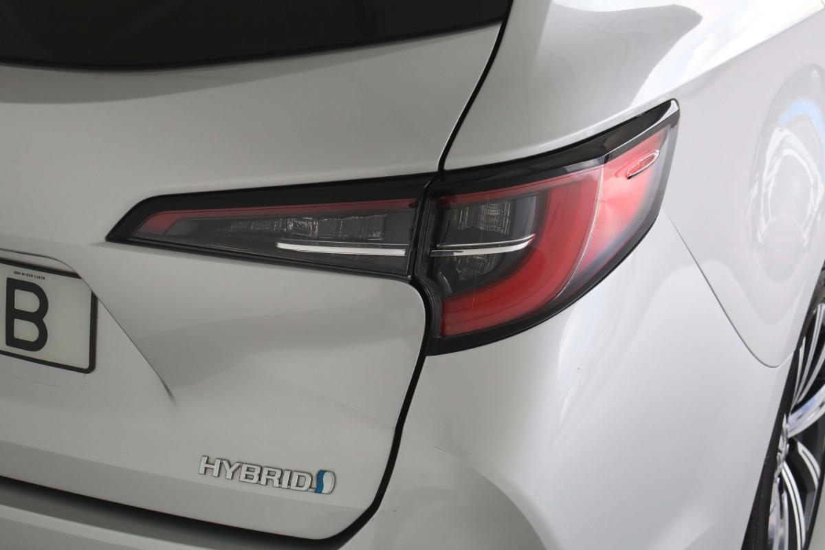toyota-corolla-2021-hibrido-a-gasolina-1798cc