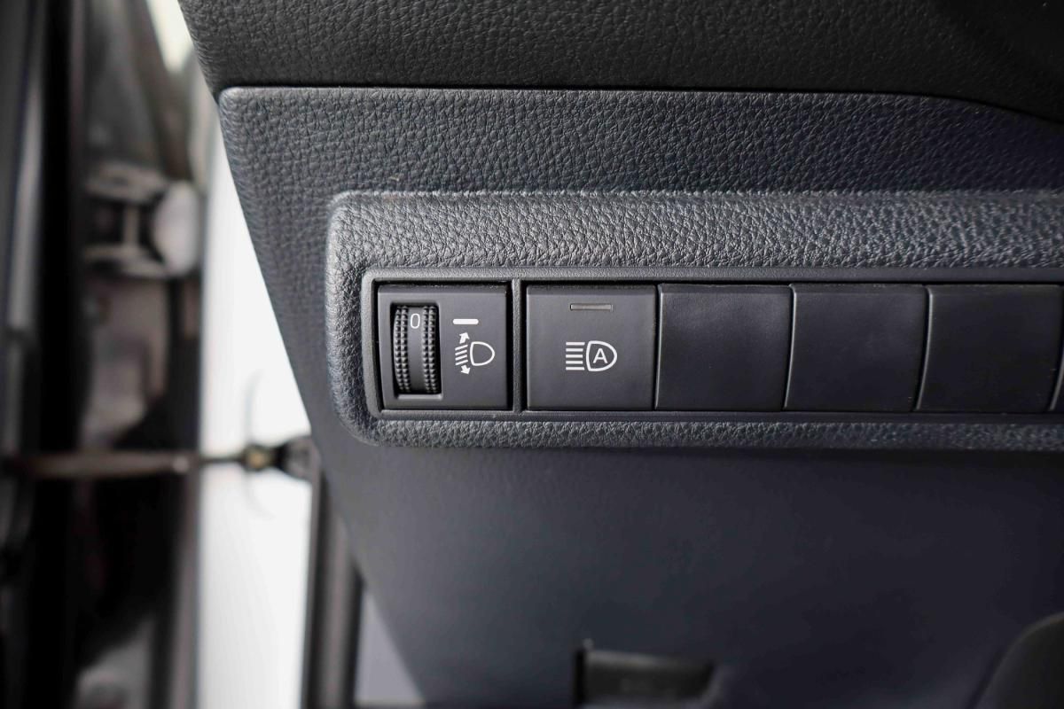toyota-corolla-2021-hibrido-a-gasolina-1798cc