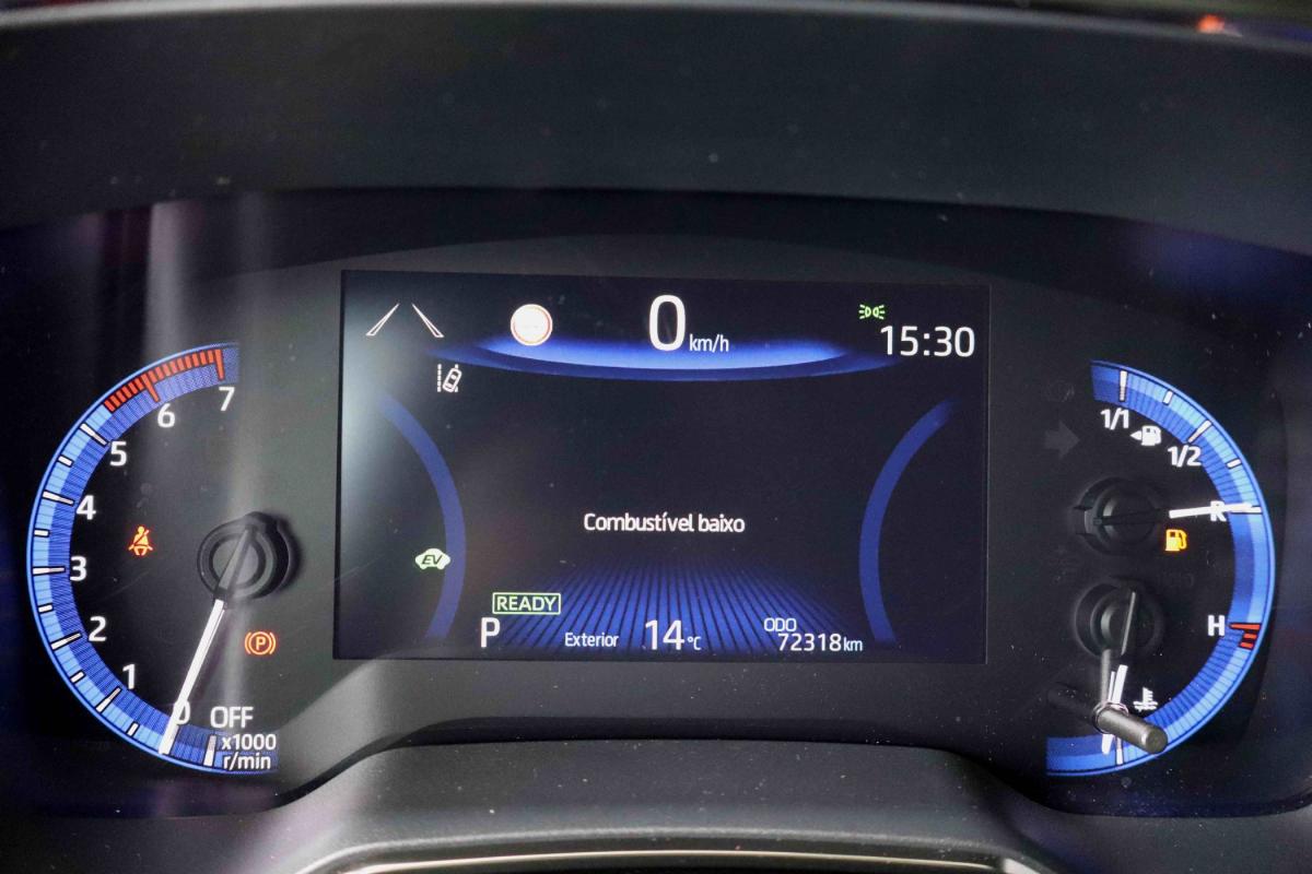 toyota-corolla-2021-hibrido-a-gasolina-1798cc