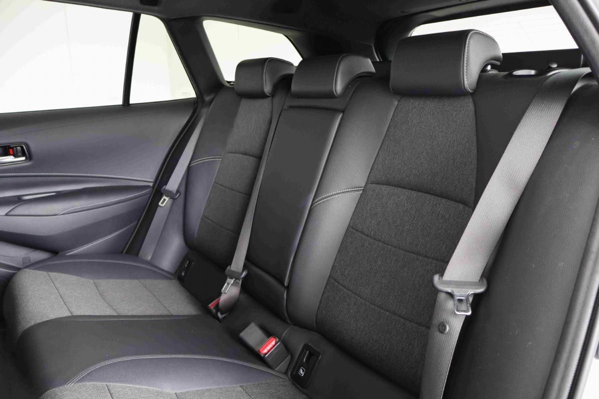 toyota-corolla-2021-hibrido-a-gasolina-1798cc