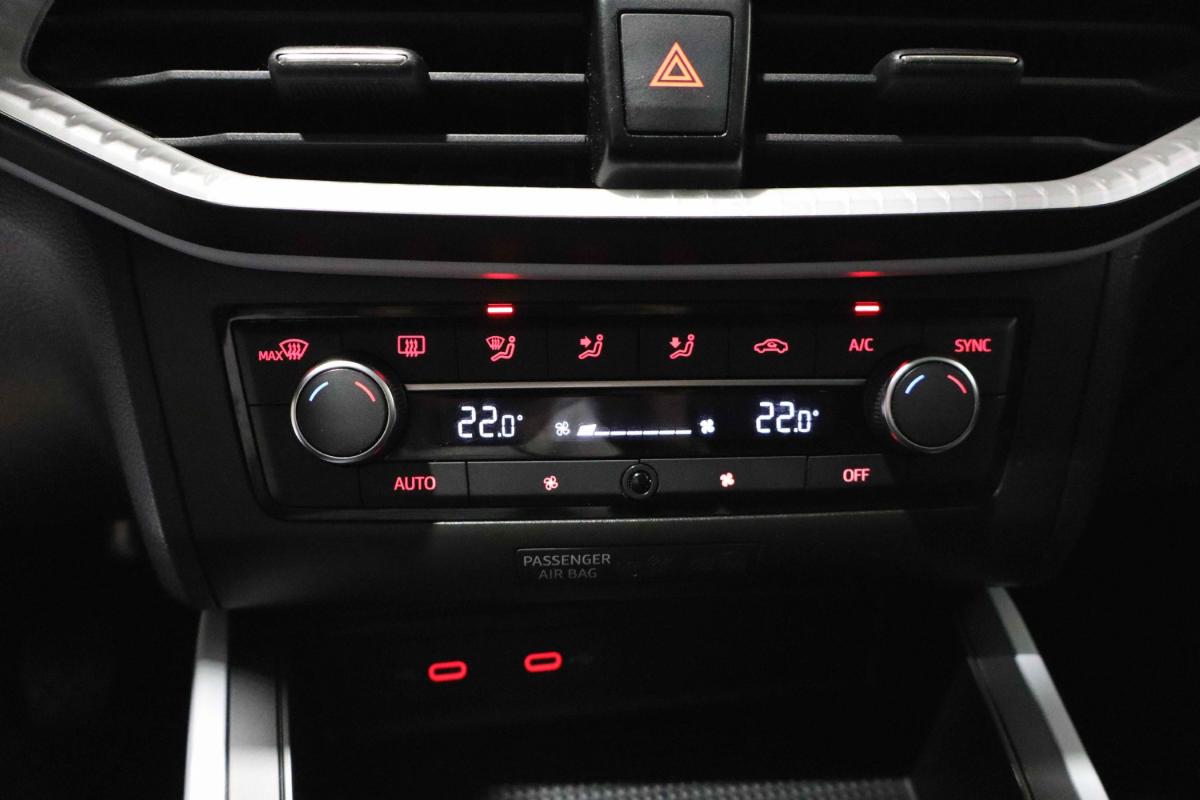seat-arona-2023-gasolina-999cc