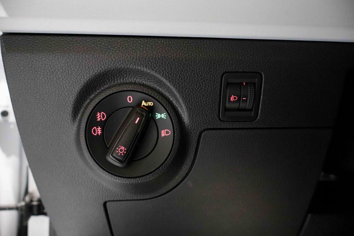 seat-arona-2023-gasolina-999cc