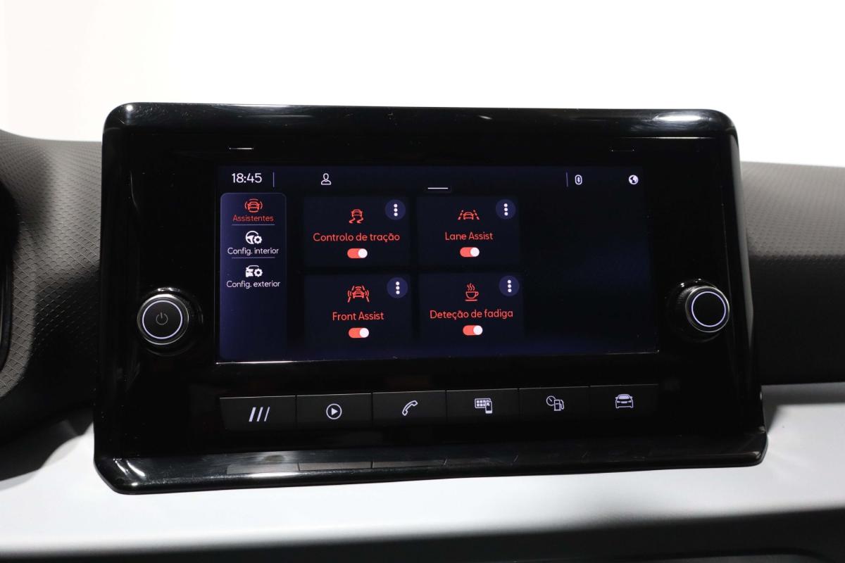 seat-arona-2023-gasolina-999cc