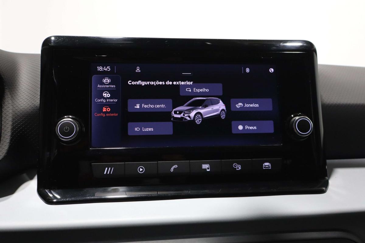 seat-arona-2023-gasolina-999cc
