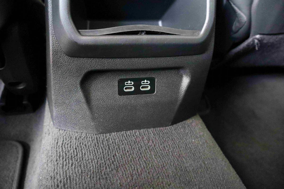 bmw-serie-1-2025-gasolina-1499cc