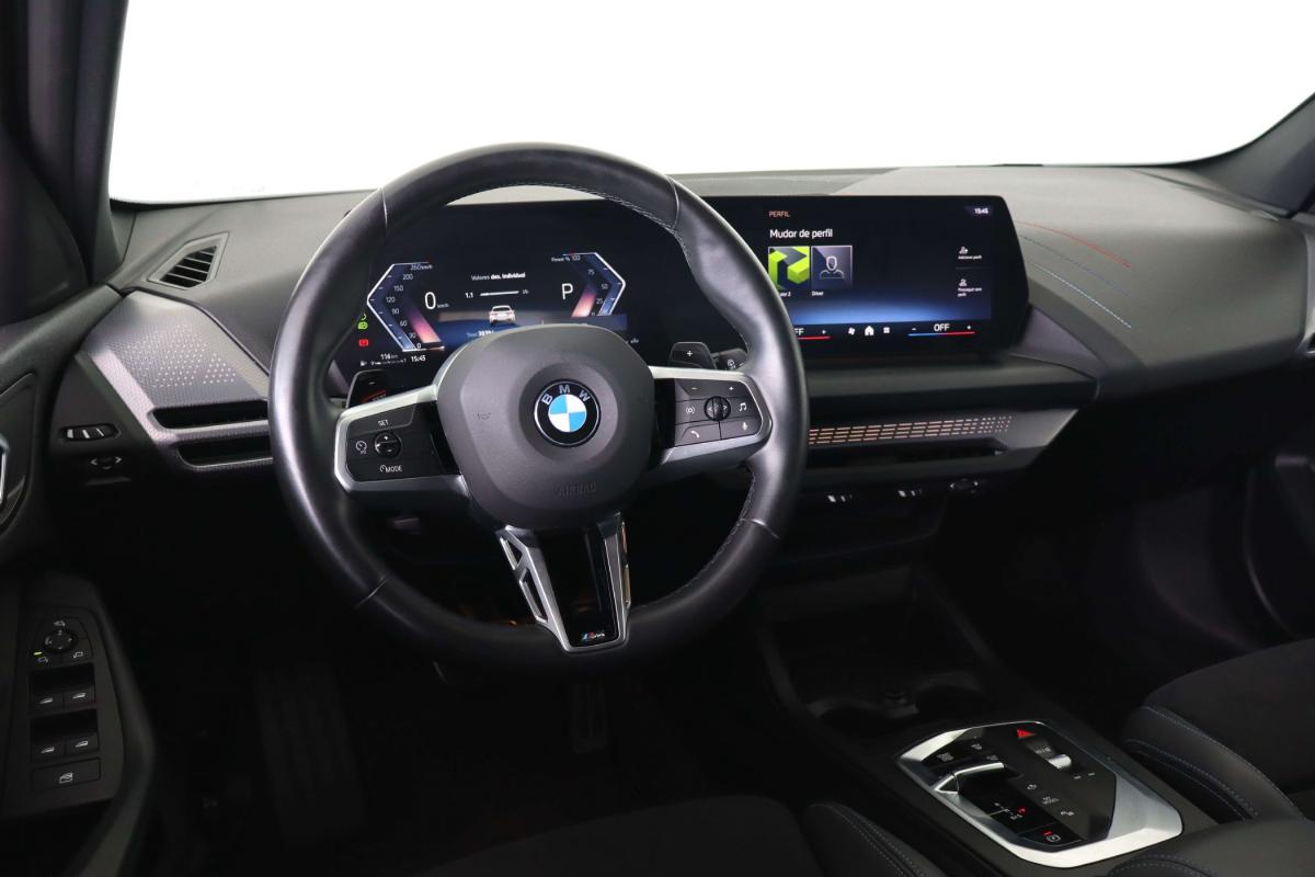 bmw-serie-1-2025-gasolina-1499cc