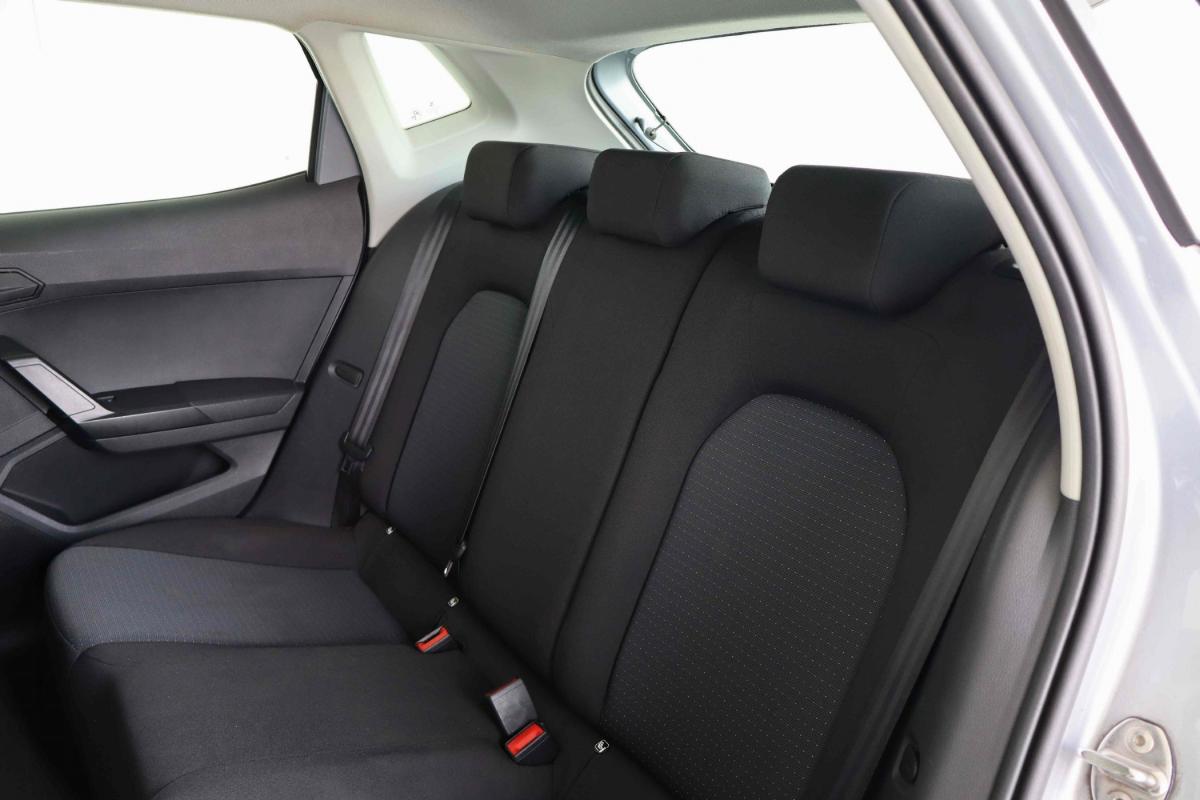 seat-ibiza-2023-gasolina-999cc