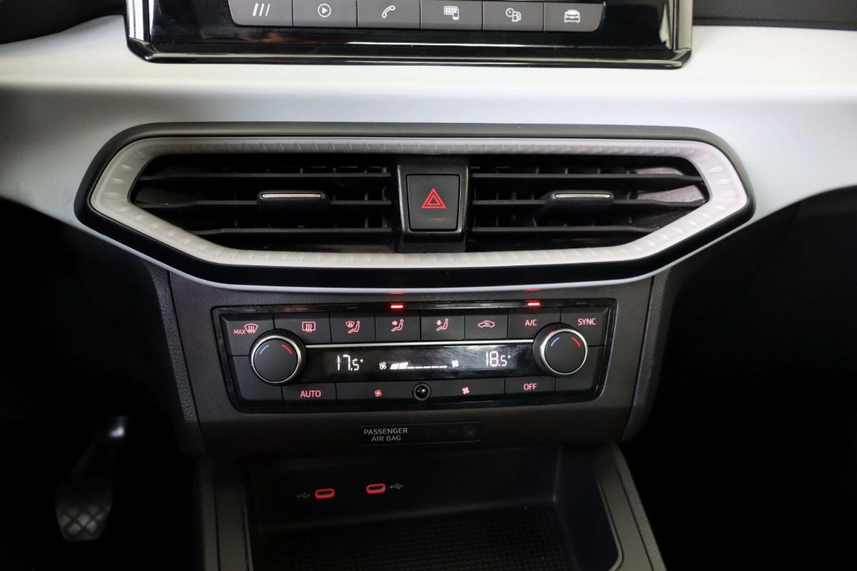 seat-ibiza-2023-gasolina-999cc