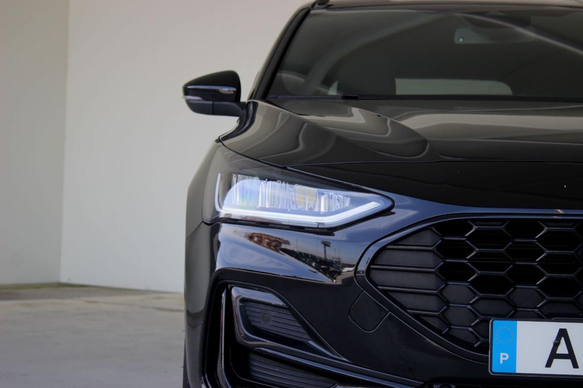 ford-focus-sw-2023-diesel-1499cc