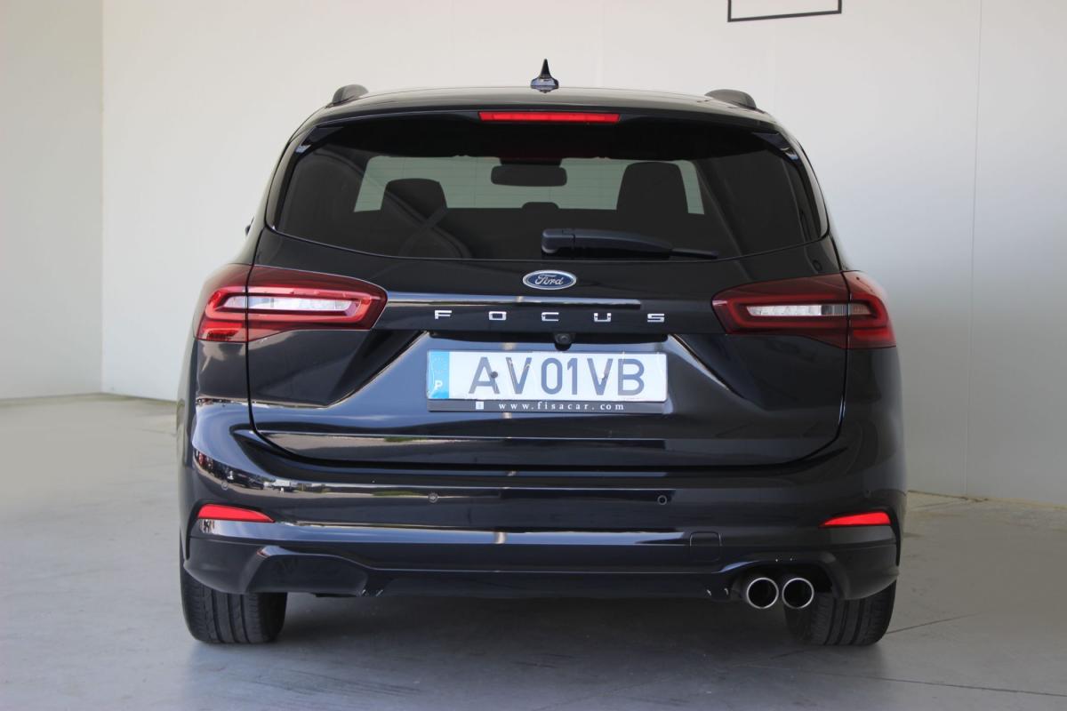 ford-focus-sw-2023-diesel-1499cc