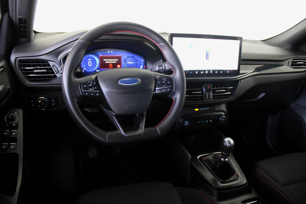ford-focus-sw-2023-diesel-1499cc