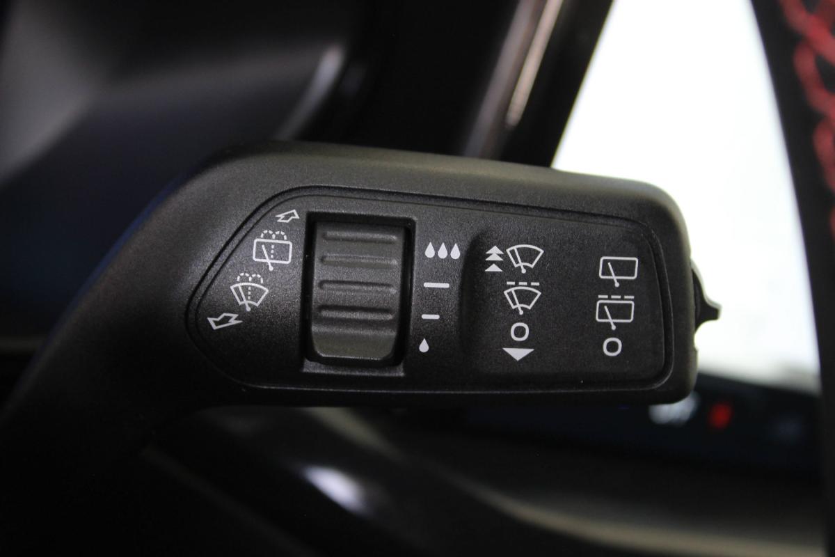 ford-focus-sw-2023-diesel-1499cc