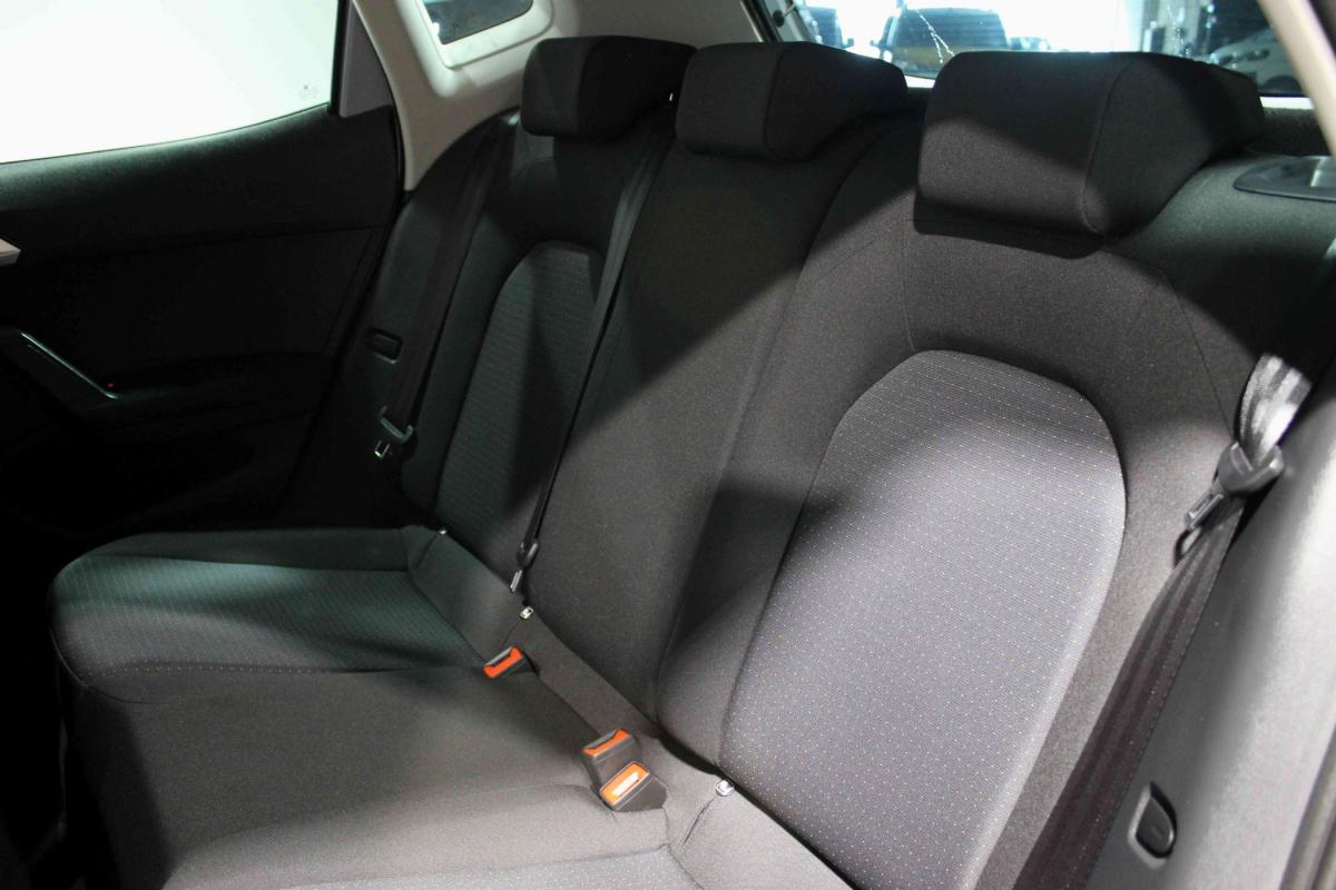 seat-arona-2023-gasolina-999cc