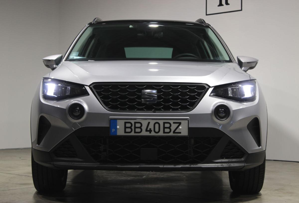 seat-arona-2023-gasolina-999cc
