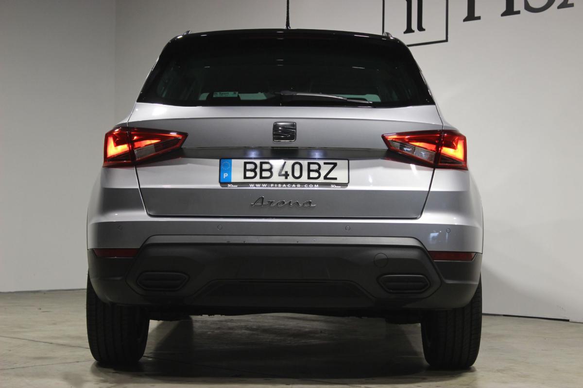 seat-arona-2023-gasolina-999cc