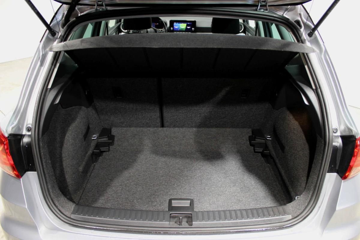 seat-arona-2023-gasolina-999cc