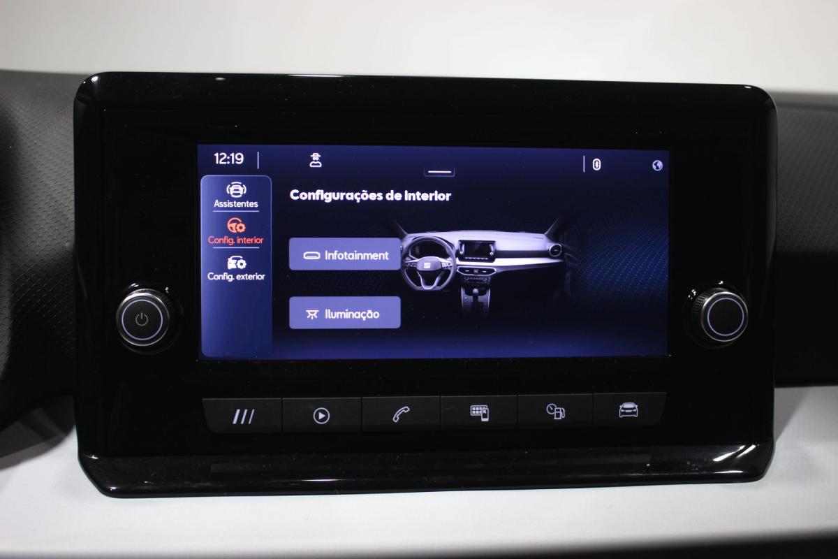 seat-arona-2023-gasolina-999cc