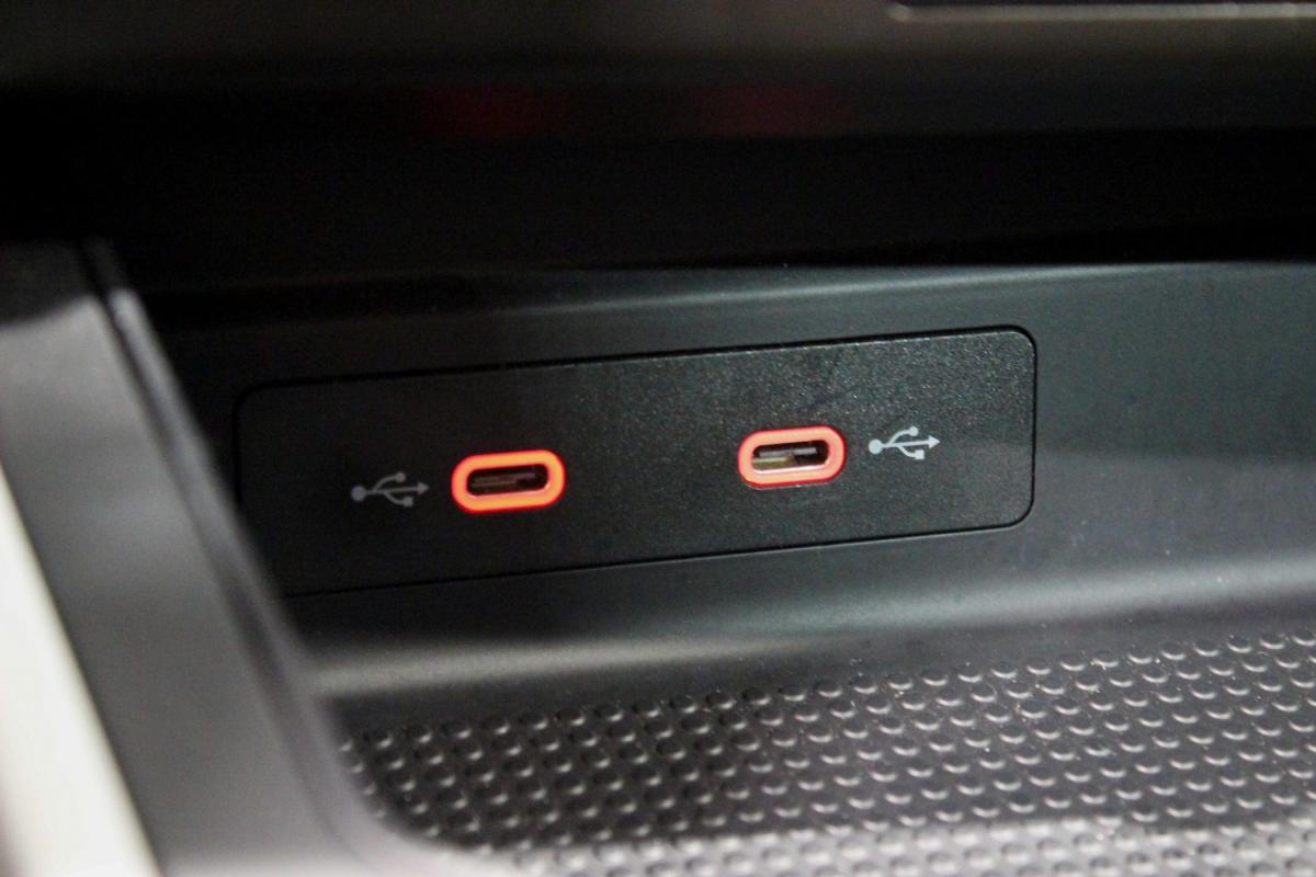 seat-arona-2023-gasolina-999cc