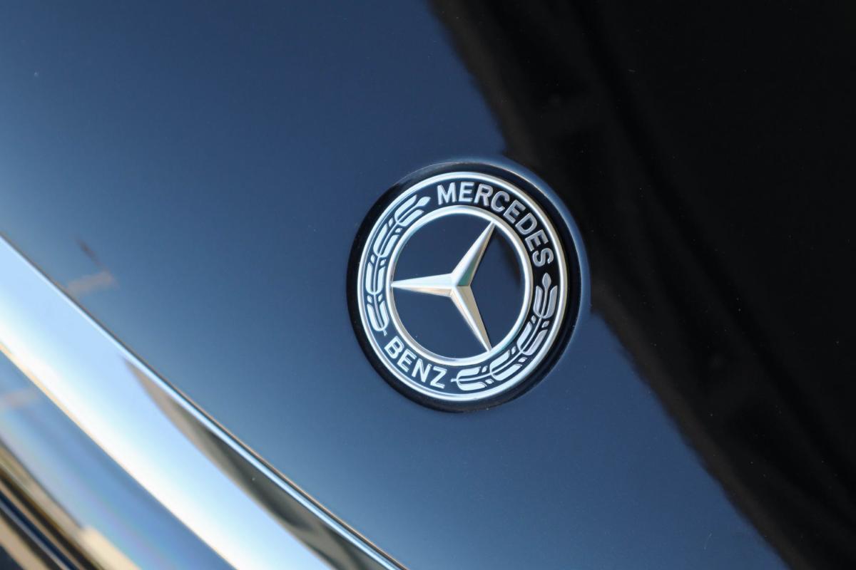 mercedes-benz-eqs-2023-eletrico-500cc