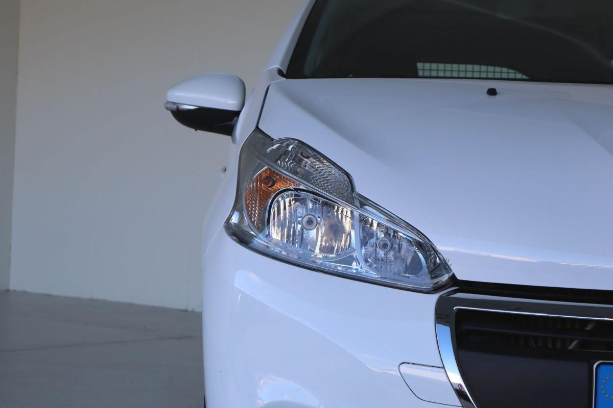 peugeot-208-2020-diesel-1499cc