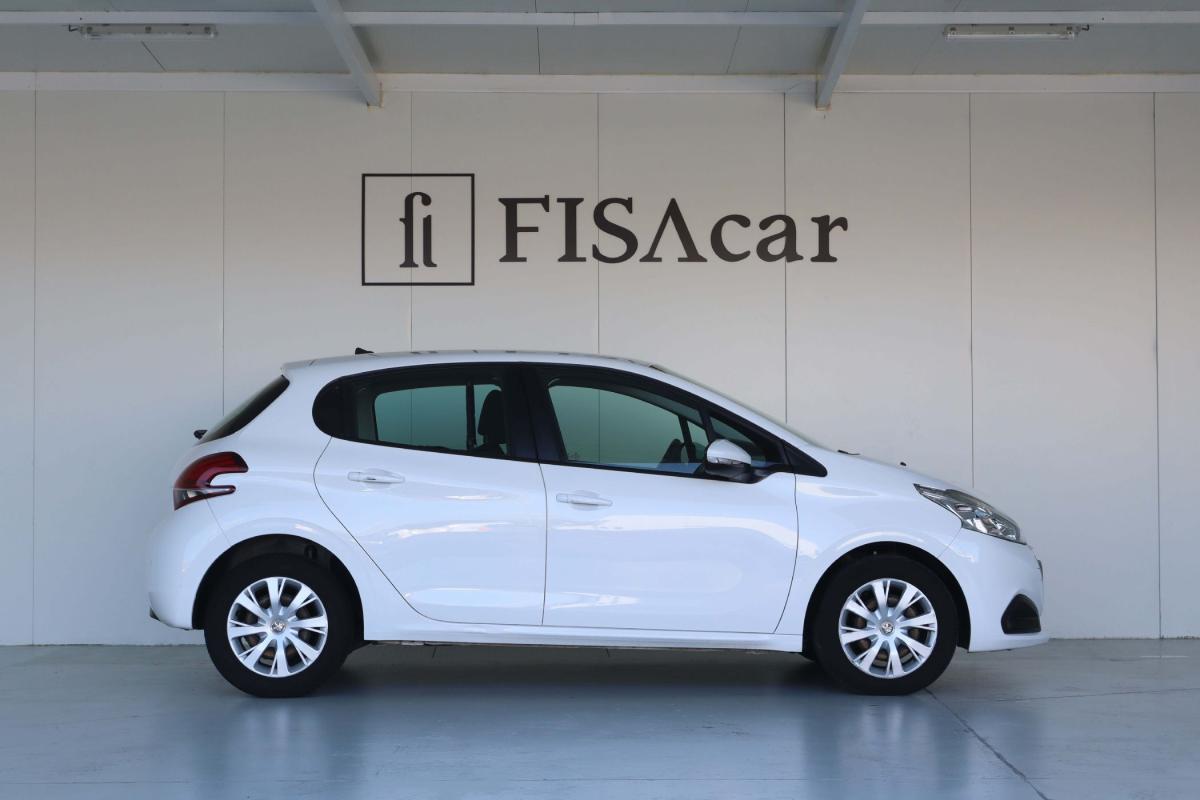 peugeot-208-2020-diesel-1499cc
