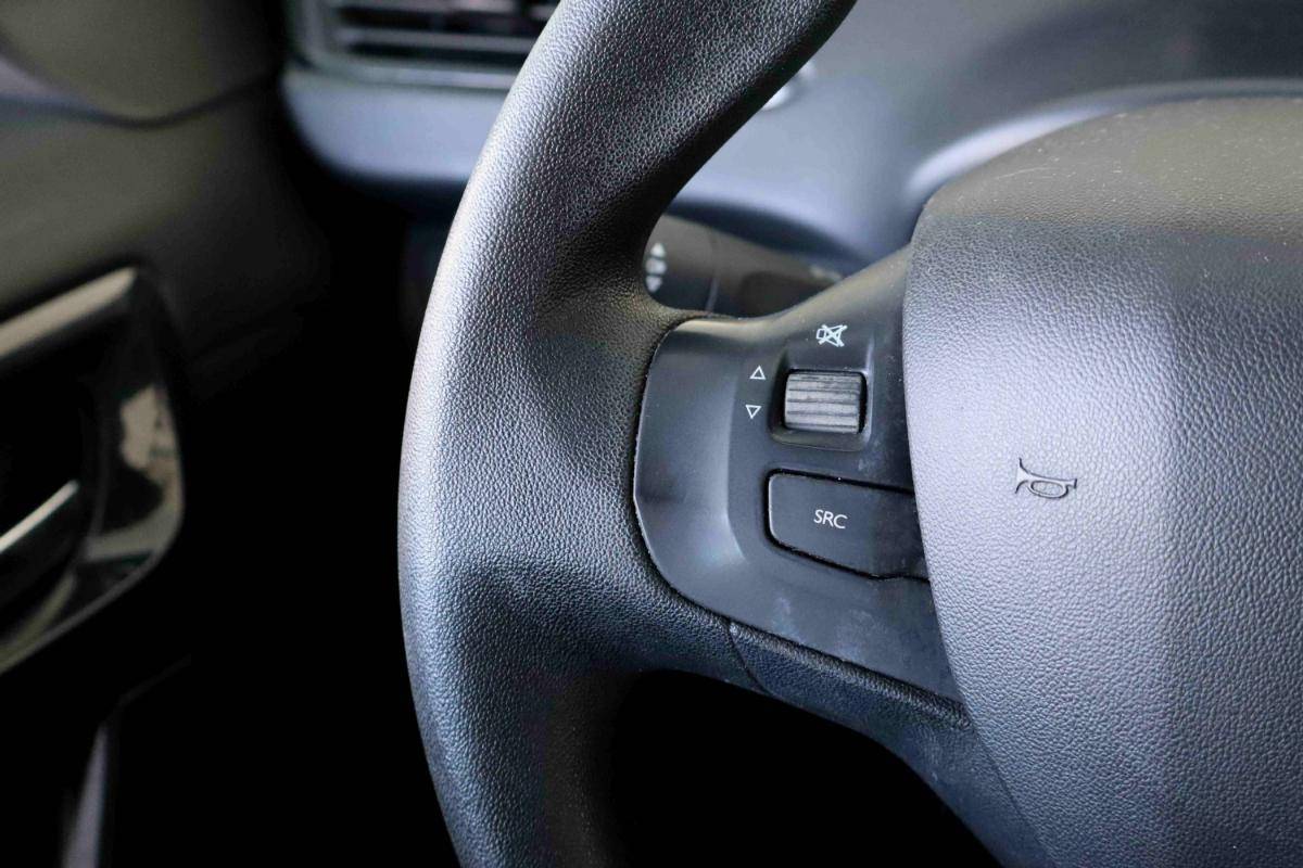 peugeot-208-2020-diesel-1499cc