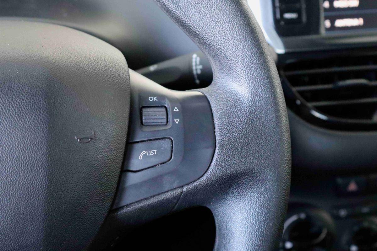 peugeot-208-2020-diesel-1499cc