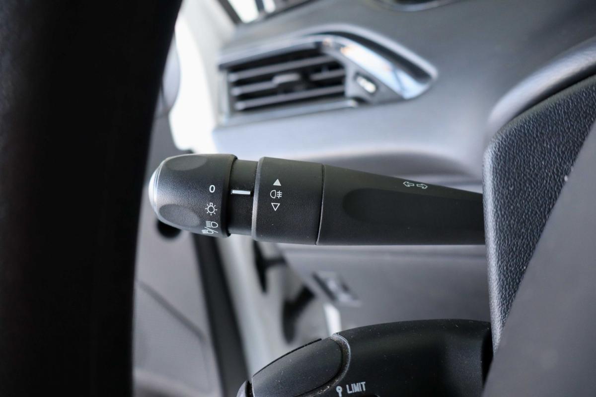 peugeot-208-2020-diesel-1499cc
