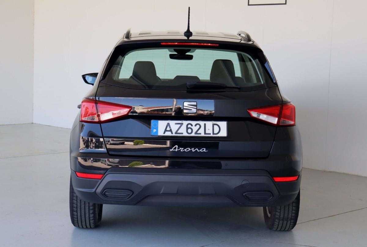 seat-arona-2023-gasolina-999cc