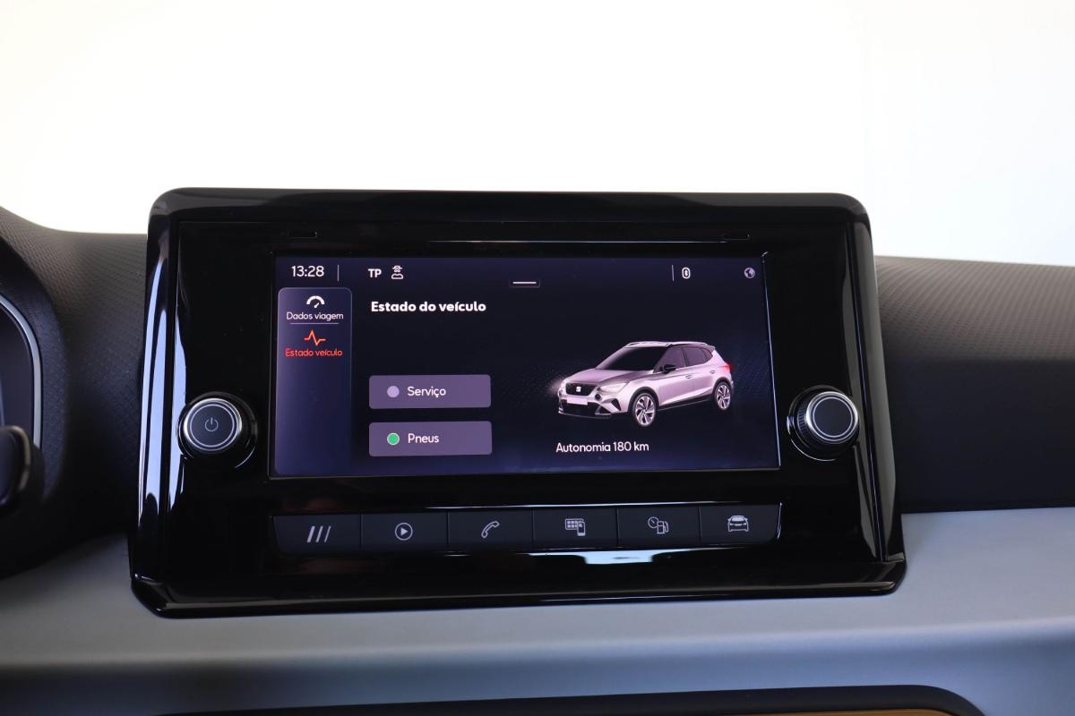 seat-arona-2023-gasolina-999cc