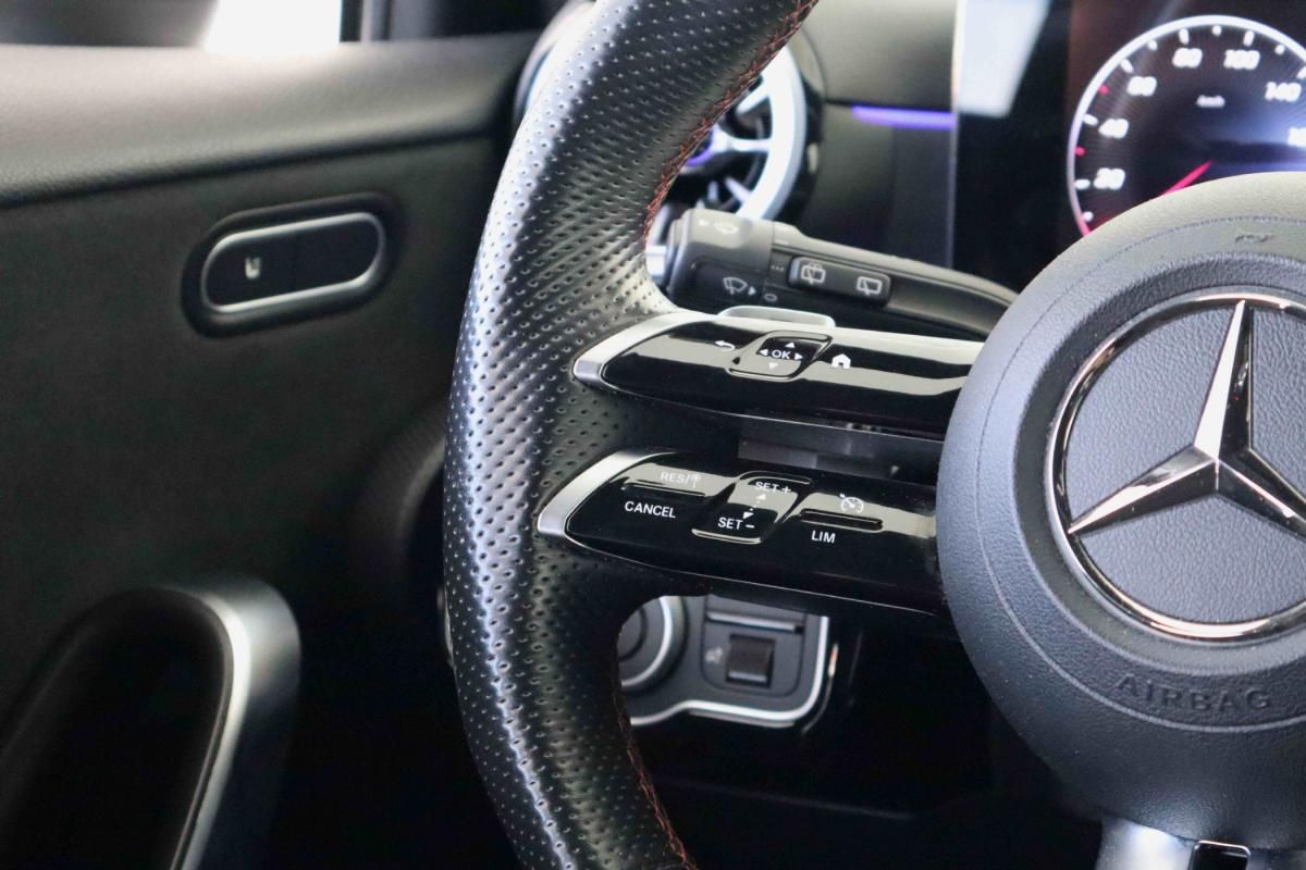 mercedes-benz-classe-a-2023-gasolina-1332cc