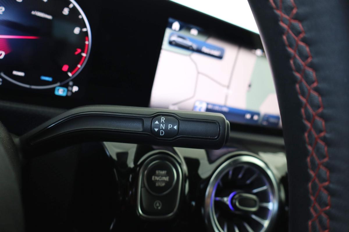 mercedes-benz-classe-a-2023-gasolina-1332cc