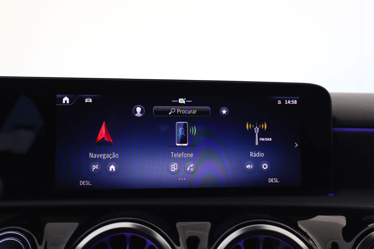 mercedes-benz-classe-a-2023-gasolina-1332cc